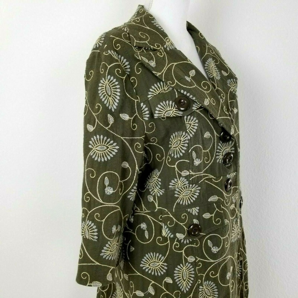 Young Essence Coat Green Floral Embroidered - Picture 2 of 8